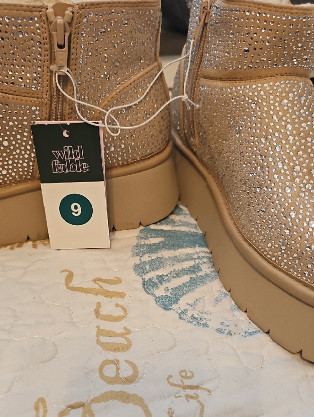 Wild Fable Crystal-Embellished Faux-Shearling Ankle Boots - Taupe NWT SZ 9 - Picture 2 of 4